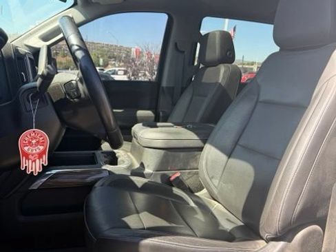 Used 2020 Chevrolet Silverado 1500 LT Trail Boss AWD/4WD image 16