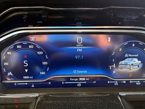 Used 2024 Chevrolet Silverado 1500 RST w/ All Star Edition Plus image 9