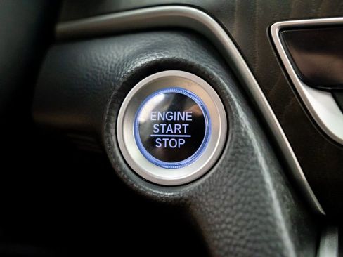 Certified 2018 Honda Accord EX-L image 20