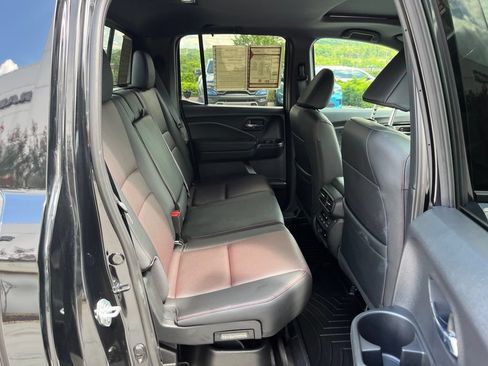 Used 2025 Honda Ridgeline Black Edition image 25