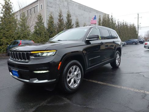Used 2021 Jeep Grand Cherokee L Limited AWD/4WD image 26