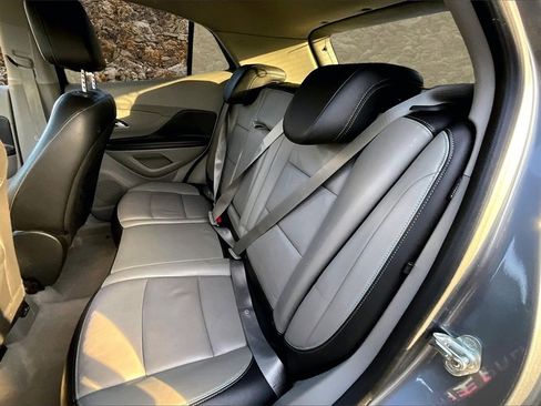 Used 2014 Buick Encore Premium image 24