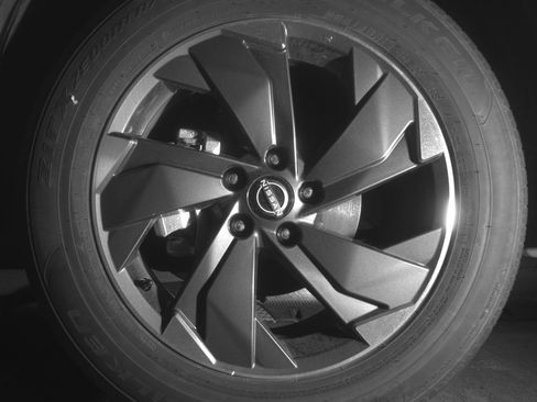 Used 2025 Nissan Rogue SV FWD image 12