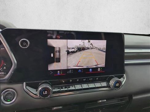 Used 2025 GMC Canyon Elevation w/ Convenience Package image 12