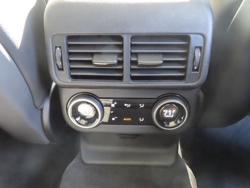 New 2025 Land Rover Range Rover Velar Dynamic SE image 37