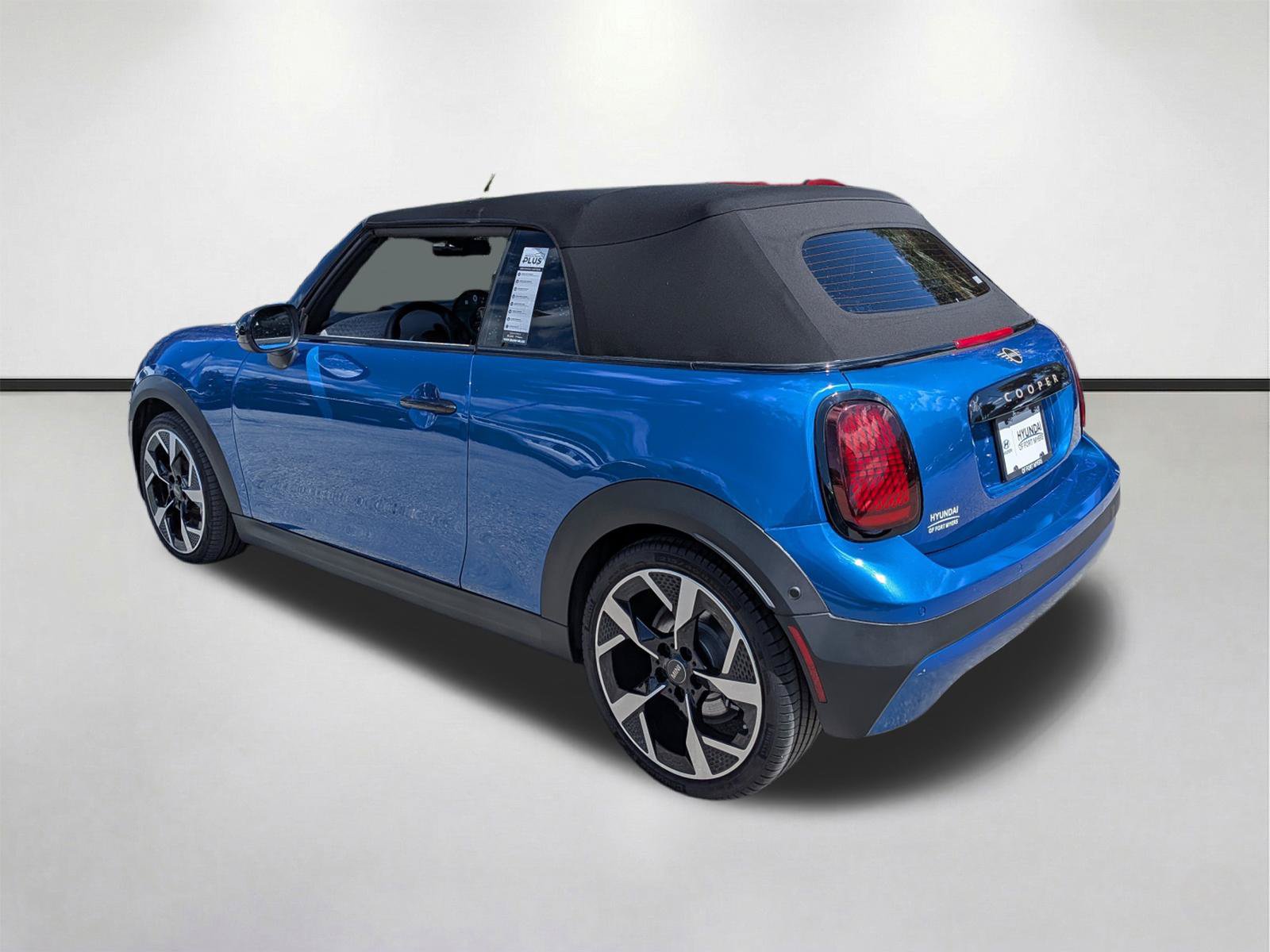 Used 2025 MINI Cooper Convertible FWD image 6