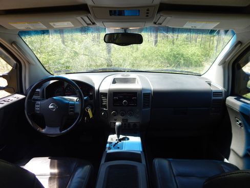 Used 2005 Nissan Titan LE w/ (T01) Tow Pkg AWD/4WD image 21