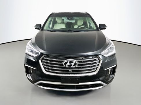 Used 2019 Hyundai Santa Fe XL image 2