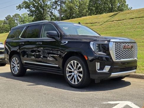 Used 2022 GMC Yukon Denali w/ Max Trailering Package AWD/4WD image 1