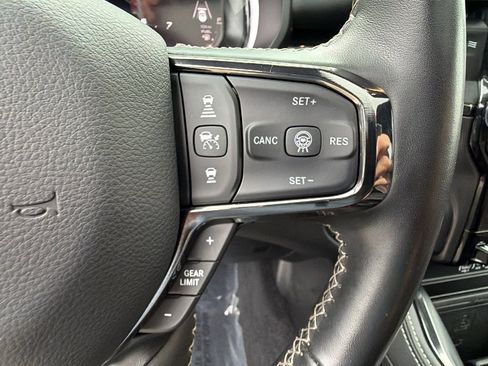 Used 2025 RAM 1500 Limited AWD/4WD image 30