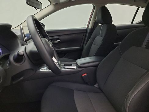 Used 2025 Nissan Sentra SV FWD image 17