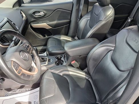 Used 2017 Jeep Cherokee High Altitude image 21