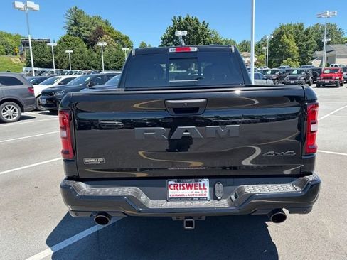 New 2026 RAM 1500 Express AWD/4WD image 4