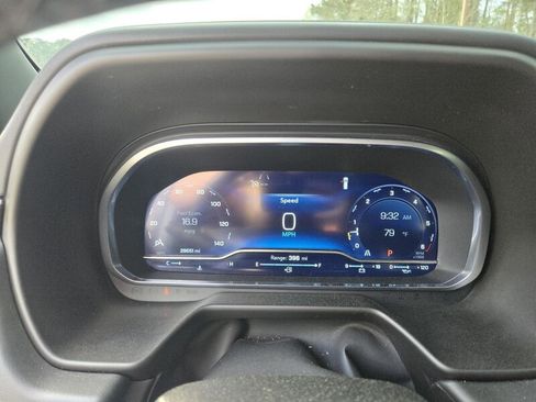 Used 2024 Chevrolet Tahoe Premier image 16