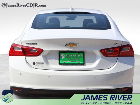Used 2024 Chevrolet Malibu LT FWD image 4