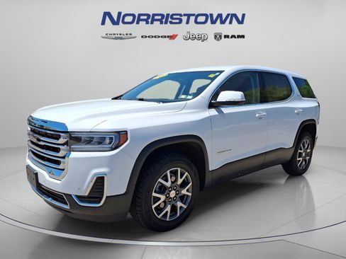 Used 2023 GMC Acadia SLE FWD image 3