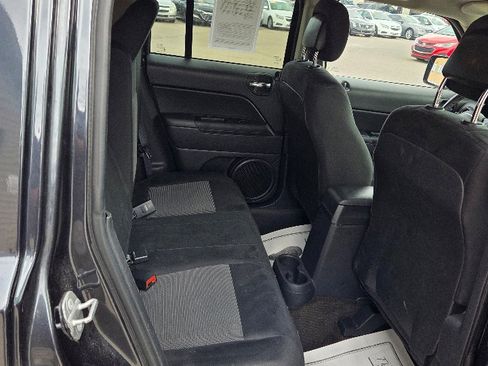 Used 2014 Jeep Patriot Latitude image 13