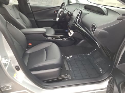 Used 2019 Toyota Prius Prime Advanced image 22