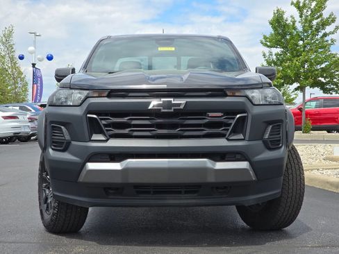 Used 2023 Chevrolet Colorado Trail Boss w/ Advanced Trailering Package AWD/4WD image 19
