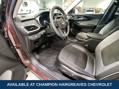 Used 2023 Chevrolet TrailBlazer LT w/ Convenience Package AWD/4WD image 13
