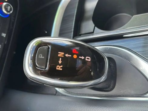 Used 2018 Buick Enclave Essence FWD image 14