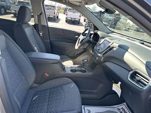 Certified 2024 Chevrolet Equinox LT w/ LPO, Floor Liner Package image 26