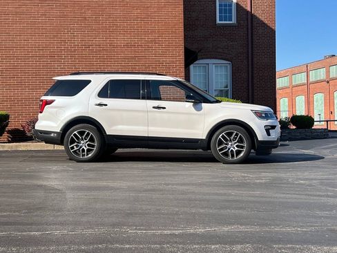 Used 2019 Ford Explorer Sport w/ Equipment Group 401A AWD/4WD image 6