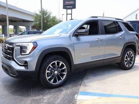 New 2025 GMC Terrain Elevation w/ Elevation Premium Package image 3