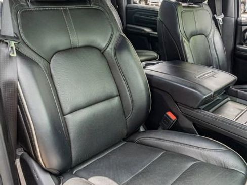 Used 2022 RAM 1500 Limited w/ Night Edition RWD image 43