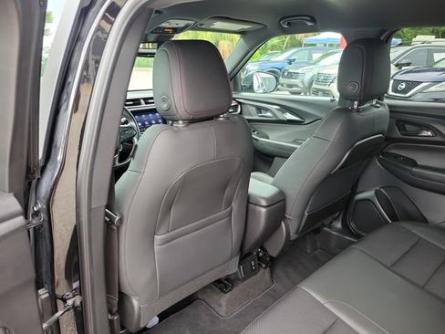 Used 2021 Chevrolet TrailBlazer RS w/ Convenience Package FWD image 13