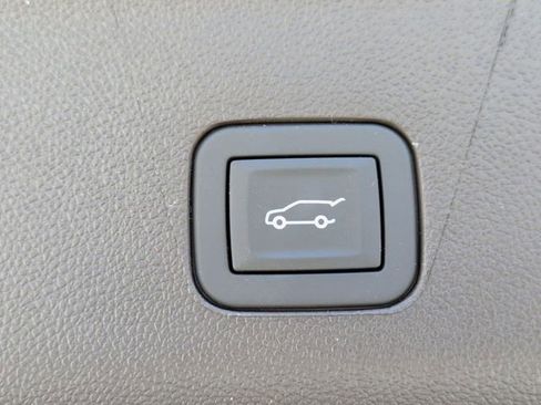 New 2026 Chevrolet Suburban LT w/ Comfort Package AWD/4WD image 35