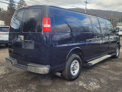 Used 2015 Chevrolet Express 3500 LT w/ LT Preferred Equipment Group image 8
