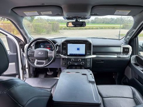 Used 2021 Ford F150 Lariat w/ Trailer Tow Package image 14