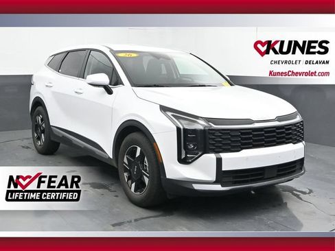 Used 2026 Kia Sportage LX FWD image 1