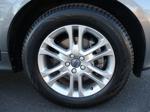 Used 2016 Volvo XC60 T5 Premier image 44