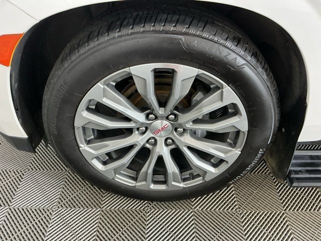Used 2021 GMC Yukon Denali w/ Denali Ultimate Package AWD/4WD image 34