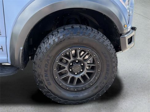 Used 2020 Ford F150 Raptor w/ Equipment Group 802A Luxury AWD/4WD image 42