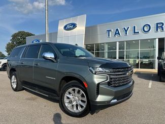 Used 2023 Chevrolet Suburban Premier AWD/4WD video 1