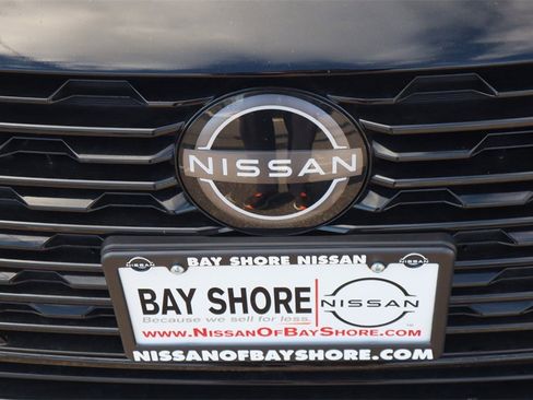 Certified 2025 Nissan Sentra S image 31