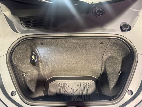 Used 2024 Chevrolet Corvette Stingray image 28