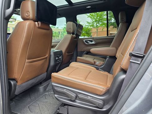 Used 2021 Chevrolet Tahoe High Country AWD/4WD image 30