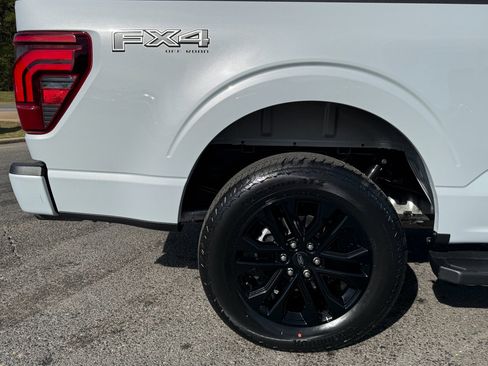 Used 2025 Ford F150 Lariat w/ Equipment Group 501A Mid image 7