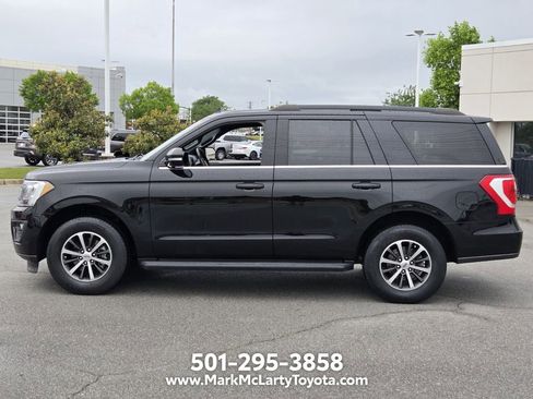 Used 2020 Ford Expedition XLT w/ Equipment Group 201A RWD image 2