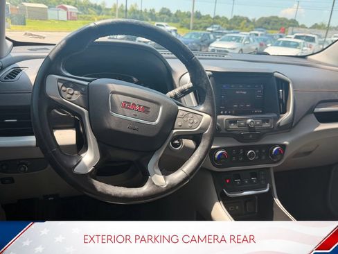 Used 2020 GMC Terrain SLE w/ Driver Convenience Package FWD image 10