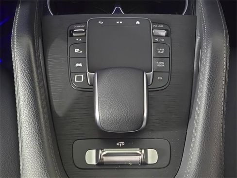 Certified 2025 Mercedes-Benz GLS 450 4MATIC image 25
