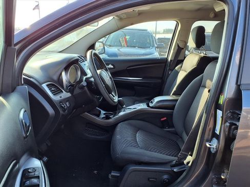 Used 2015 Dodge Journey SXT w/ Flexible Seating Group image 13