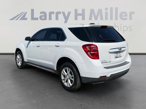 Used 2017 Chevrolet Equinox LS AWD/4WD image 3