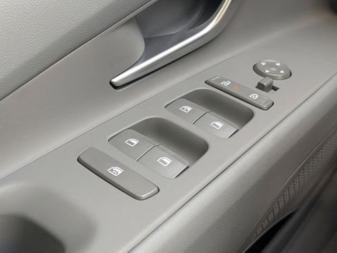 New 2026 Hyundai Elantra SEL Sport Premium FWD image 19