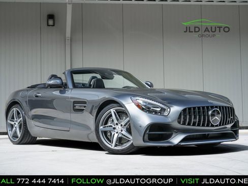 Used 2018 Mercedes-Benz AMG GT Roadster image 1