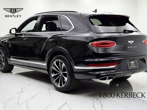 Certified 2021 Bentley Bentayga Plug-In Hybrid AWD/4WD image 4